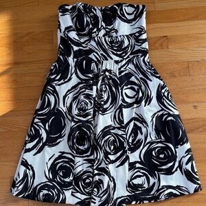 White House Black Market Strapless Dress